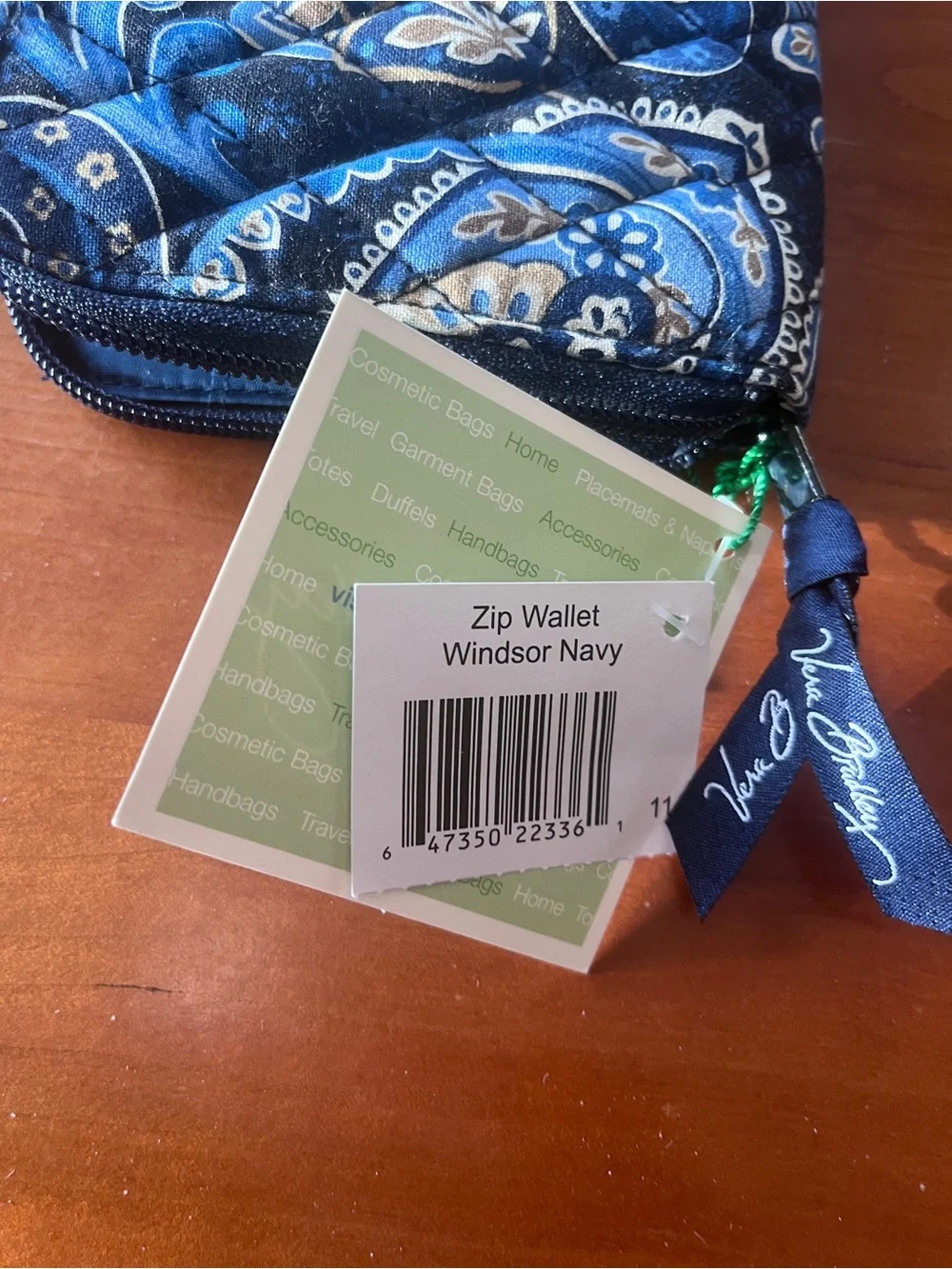 Vera Bradley Zip Wallet Windsor Navy NWT - Picture 4 of 7